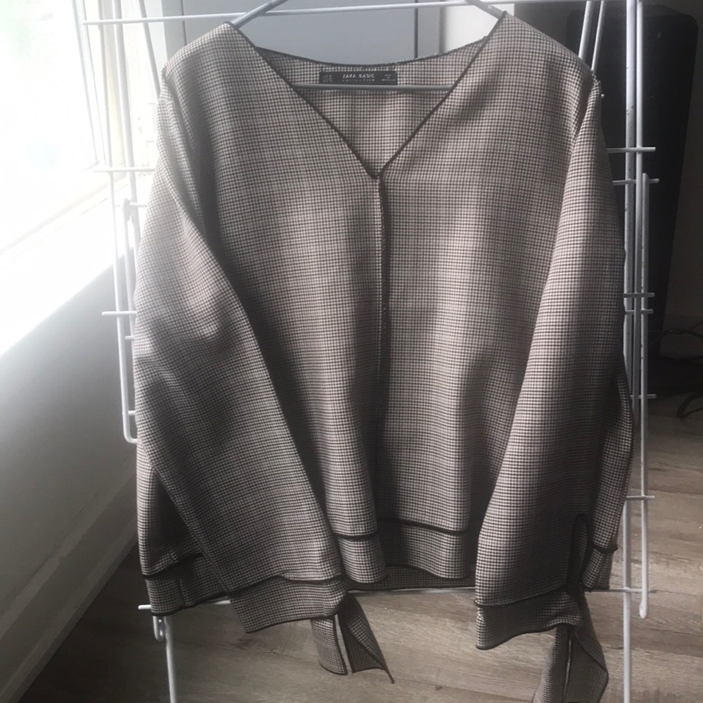 Zara loose fitting blouse with wrist tie